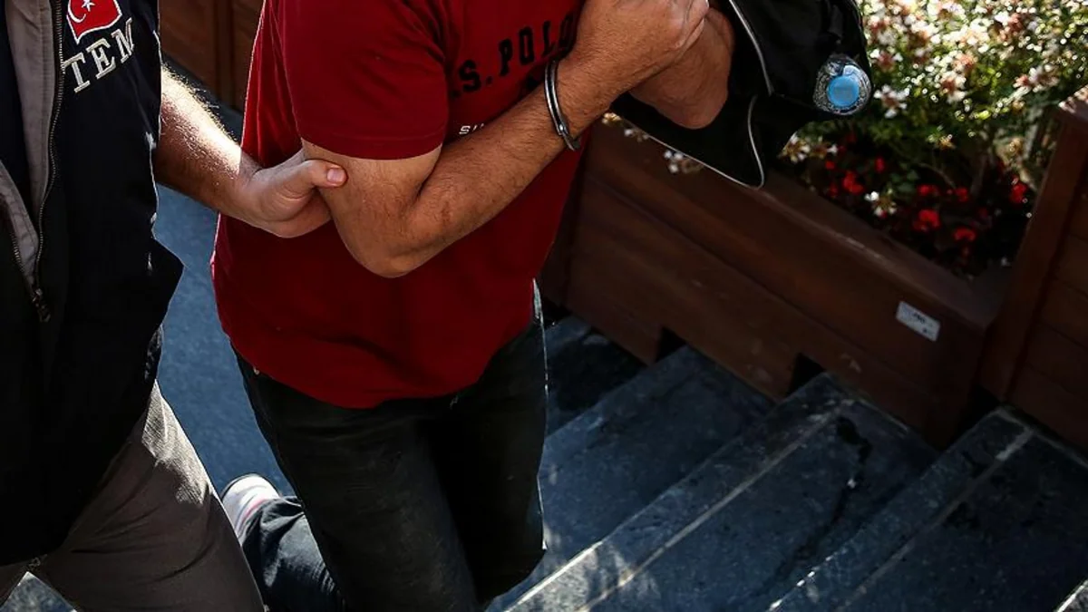 Türkiyədə MİT-in 63 keçmiş əməkdaşının tutulması üçün sanksiya verilib