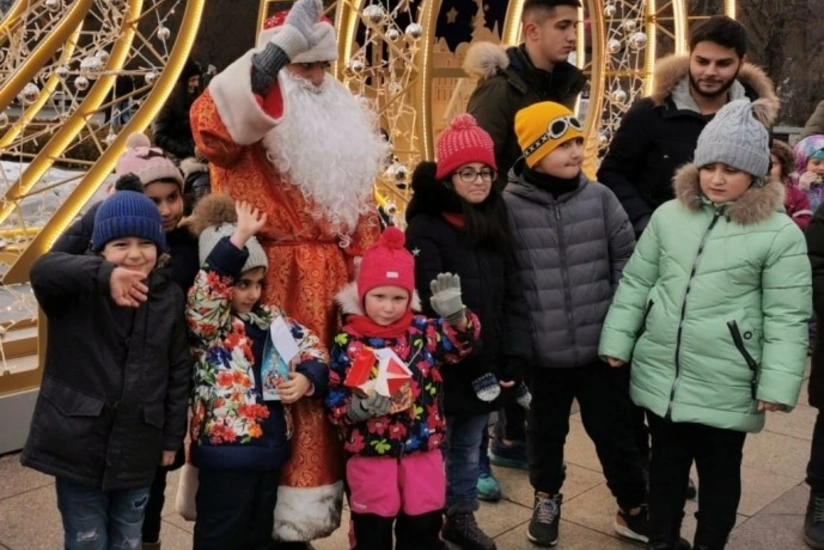 Leyla Əliyevanın təşəbbüsü ilə RAGB könüllüləri uşaqlar üçün Yeni il aksiyası təşkil ediblər