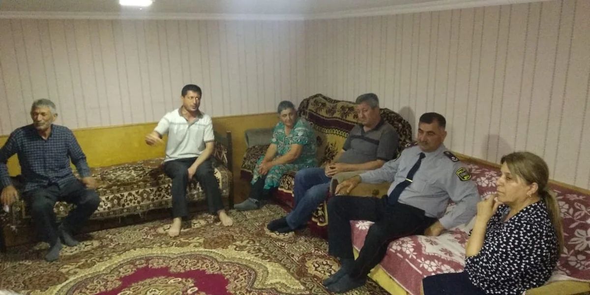 Azyaşlı övladı ilə birgə intihara cəhd edən qadın xəstəxanaya yerləşdirilib, uşaq atasına verilib