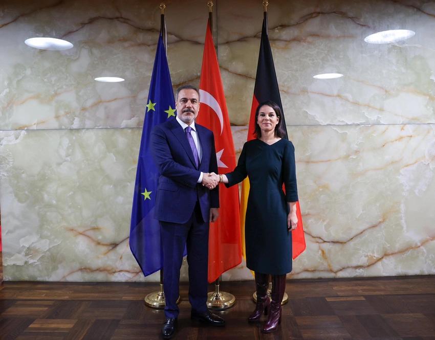 Hakan Fidan almaniyalı həmkarı ilə görüşüb