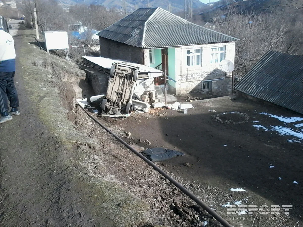 ​Tovuzda ağır yol qəzası baş verib, sürücü dünyasını dəyişib - FOTO