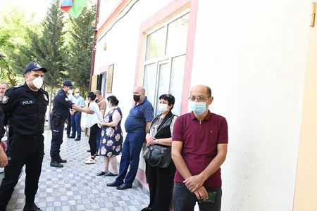 “Qobu park 3” yaşayış kompleksinə köçürülmə başlayıb