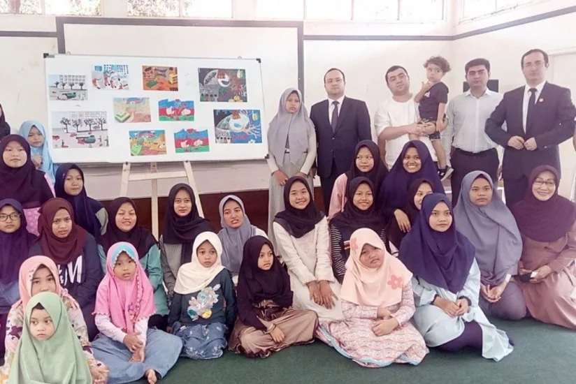 Azerbaijan ambassador spends a day in Indonesia orphanage