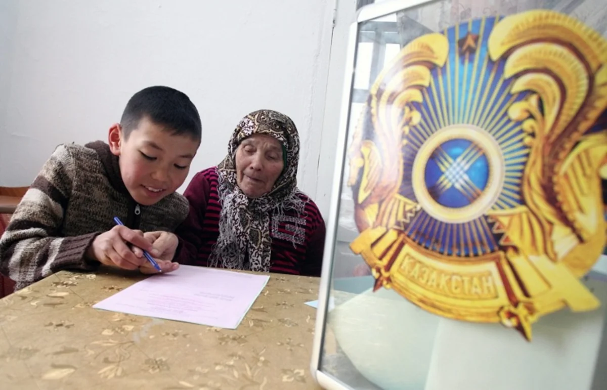 Qazaxıstanda prezidentliyə namizədlərin adları açıqlanıb