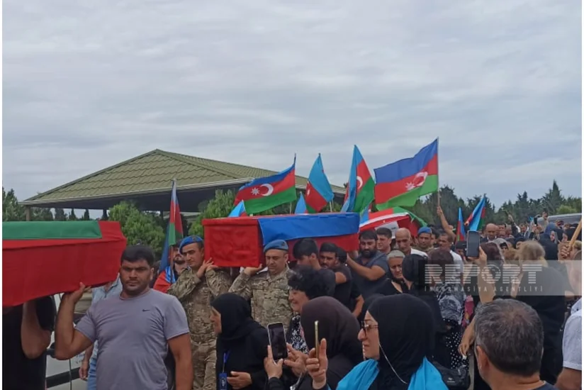 В Абшеронском районе простились с четырьмя шехидами I Карабахской войны