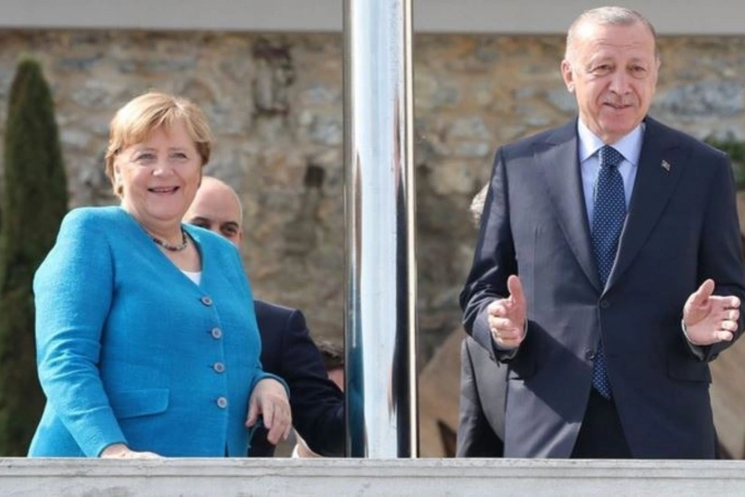 Ərdoğanla Angela Merkel arasında görüş olub