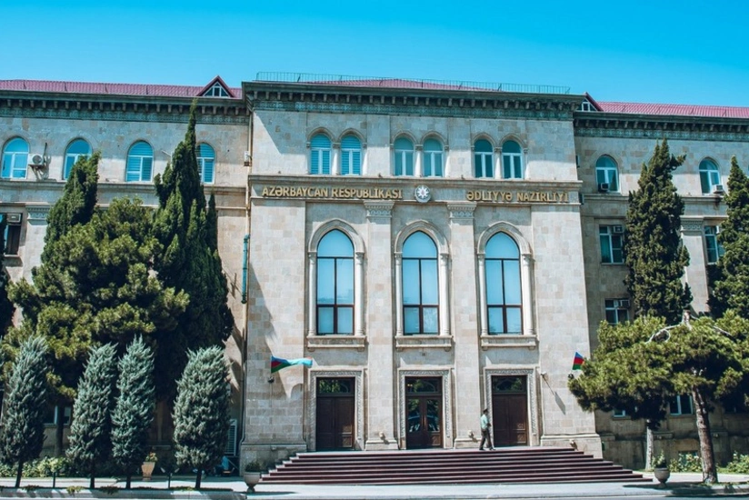 Минюст: В прошлом году в Азербайджан были экстрадированы 14 человек