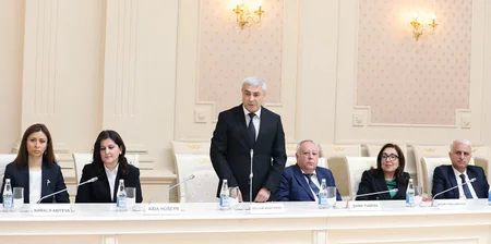 Ali Məhkəmənin yeni hakimləri kollektivə təqdim olunub