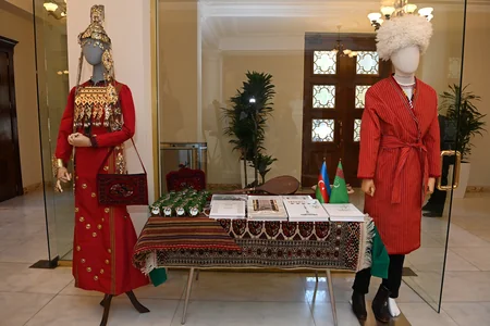 Bakıda Türkmənistan ilə diplomatik münasibətlərin 30 illiyi qeyd olunub