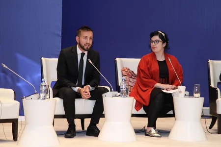 VI Qlobal Bakı Forumu çərçivəsində gənclərin panel müzakirəsi keçirilib
