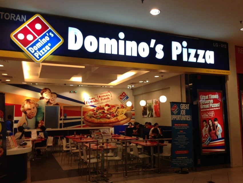 Dominos pizzanın kassiri aldadılıb, işi polis araşdırır