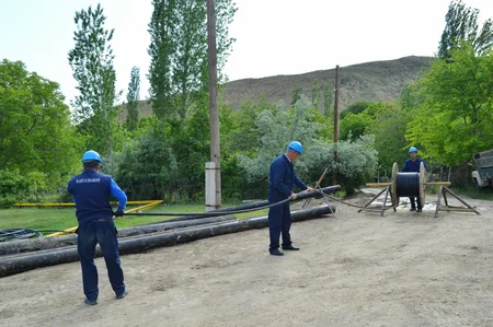 Şahbuzun Kolanı kəndində rabitə xətləri yenilənir
