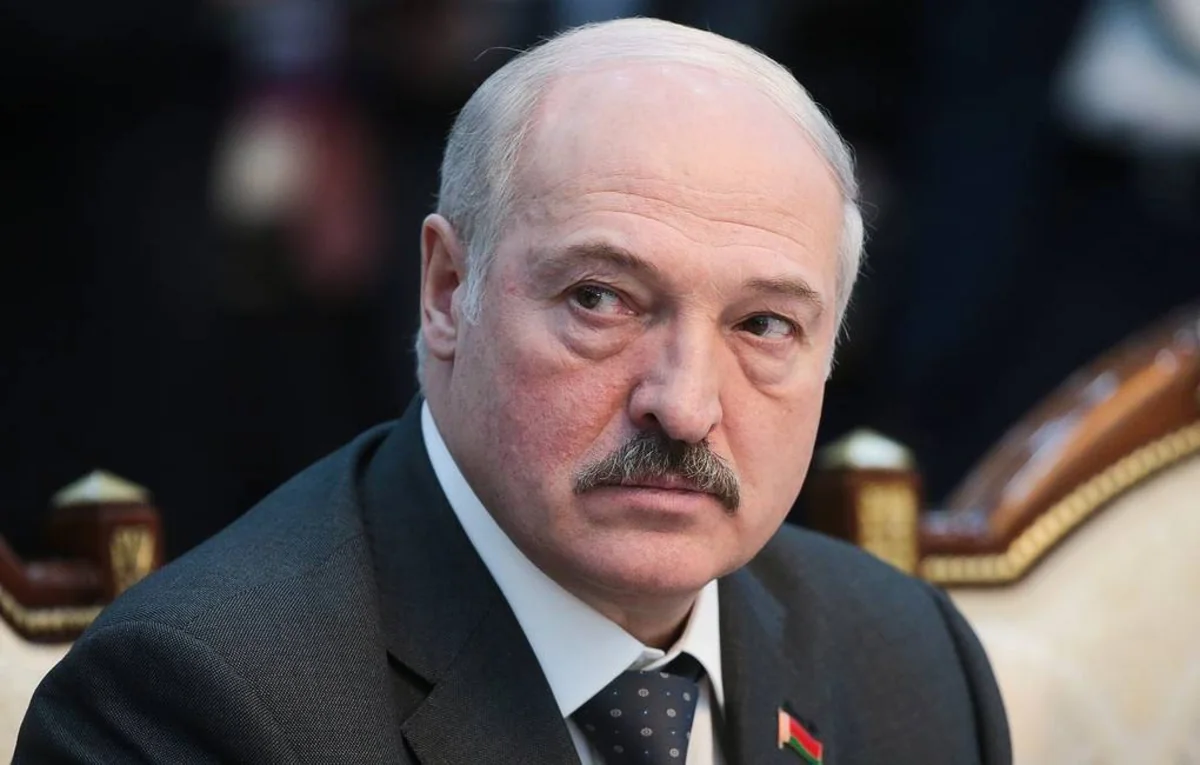 Lukaşenko 9 May Qələbə Paradını təxirə salmaq istəmir