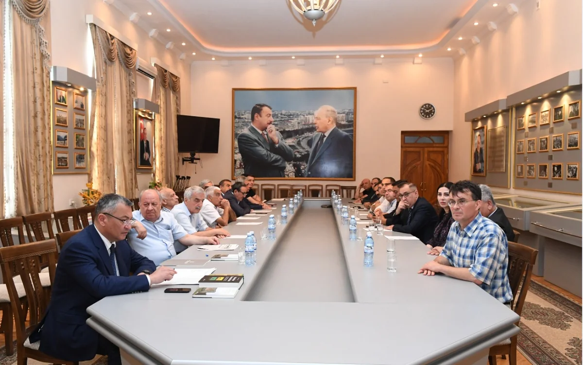 Alman alimin Şuşanın qədim Azərbaycan şəhəri olduğunu təsdiqləyən kitabının təqdimatı keçirilib