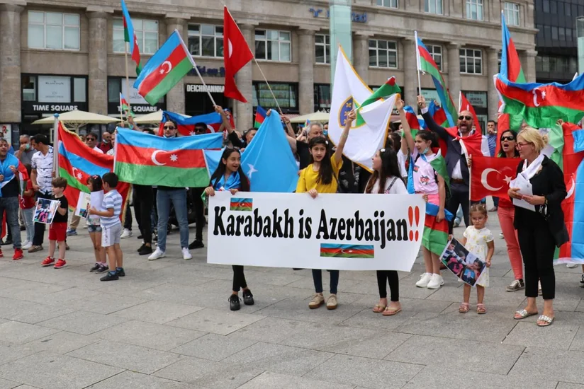 Marneulidə Azərbaycan və Gürcüstanın ərazi bütövlüyünün bərpası tələb edilib