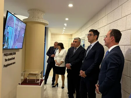 Qırmızı Qəsəbənin yaradılmasının 290-cı ilinə həsr olunan sərgi keçirilib