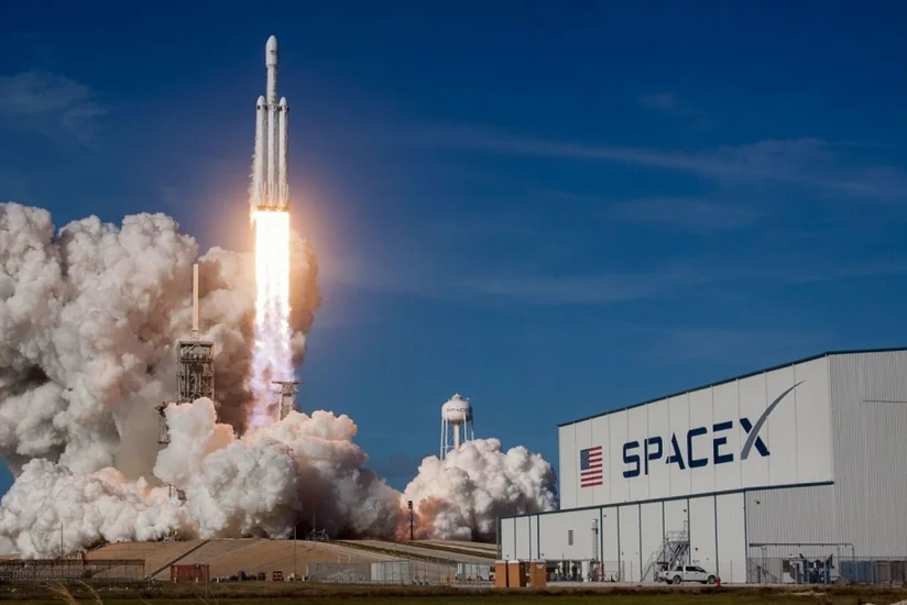 SpaceX выведет на орбиту новую партию из 51 интернет-спутника Starlink