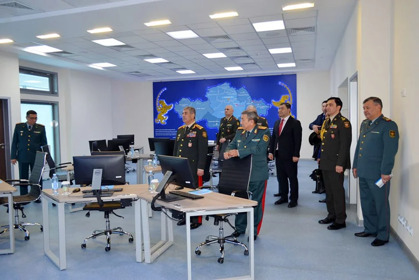 Азербайджан и Казахстан обсудили вопросы сотрудничества в сфере военного образования
