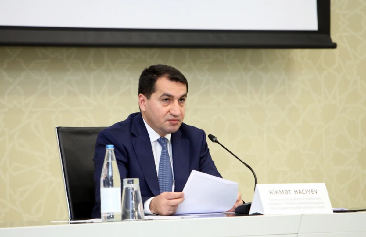 Hikmət Hacıyev: “Ermənilərlə barışıq baş tuta bilər, amma Ermənistan tərəfdən çox şey asılıdır”