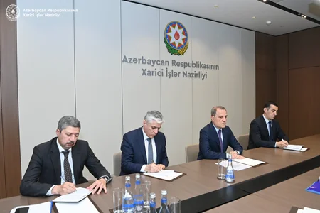 Jeyhun Bayramov receives State Secretary of Moldovan MFA