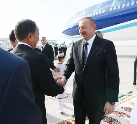 President Ilham Aliyev arrived in Turkmenistan for working visit
