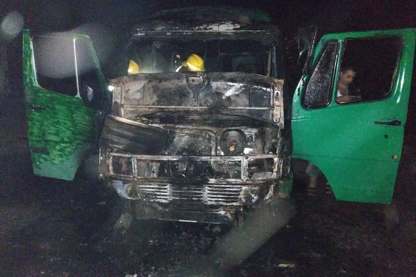 Göyçayda mikroavtobus yanıb - FOTO