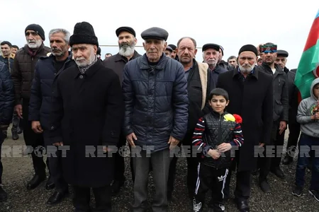 Neftçalada Vətən müharibəsi şəhidinin xatirə bulağı açılıb