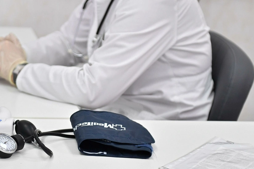 Symptom that precedes breathing problems with omicron named