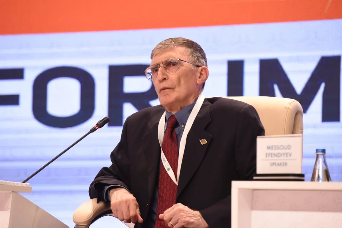 Əziz Səncər: Son iki ayda işlədiyim universitetdə 4 tələbə pandemiyaya görə intihar edib