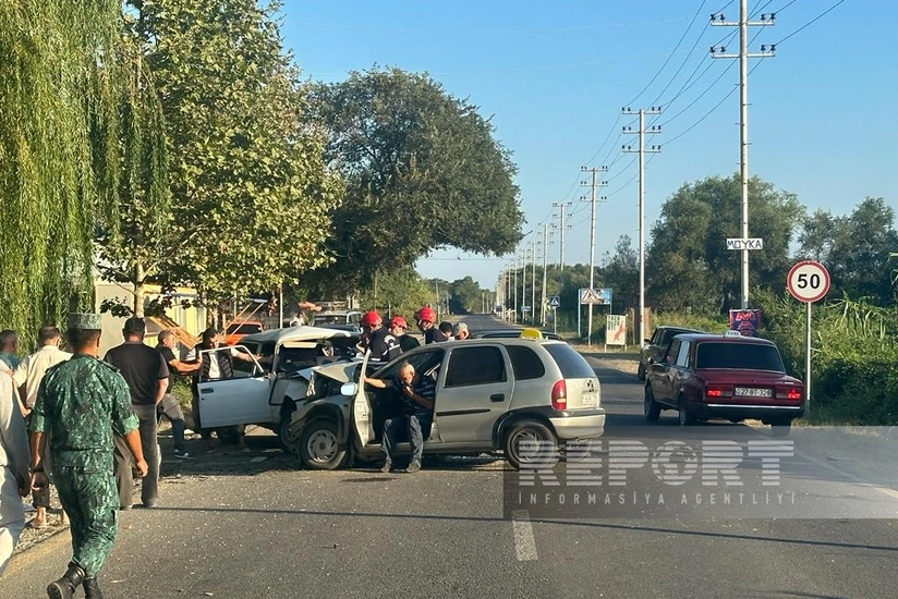Xaçmazda avtomobillər toqquşub, ölən və xəsarət alan var