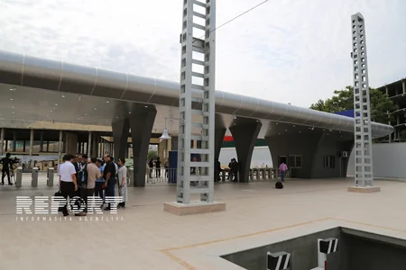 Tarif Şurasının qərarına qədər Bakı-Sumqayıt-Bakı qatarları pulsuz hərəkət edəcək - FOTO
