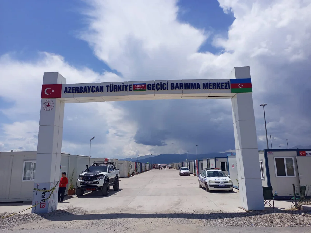 Azərbaycan Kahramanmaraşda konteynerlərdən ibarət məhəllə salıb