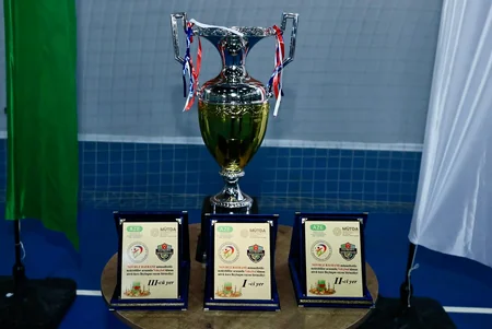 Şahin Bağırov voleybol üzrə rayon birinciliyinin qaliblərini mükafatlandırıb