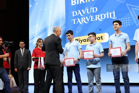 Respublika Fənn Olimpiadalarının qalibləri mükafatlandırılıb