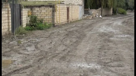 Sabirabadda yol problemi - sakinlər şikayətlənir, bələdiyyə vəd verir