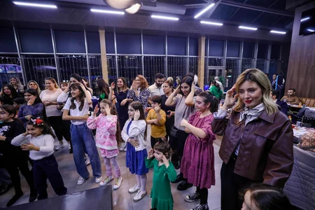 CinemaPlus Bakıxanov Mall-da uşaqlar üçün bayram şənliyi keçirib