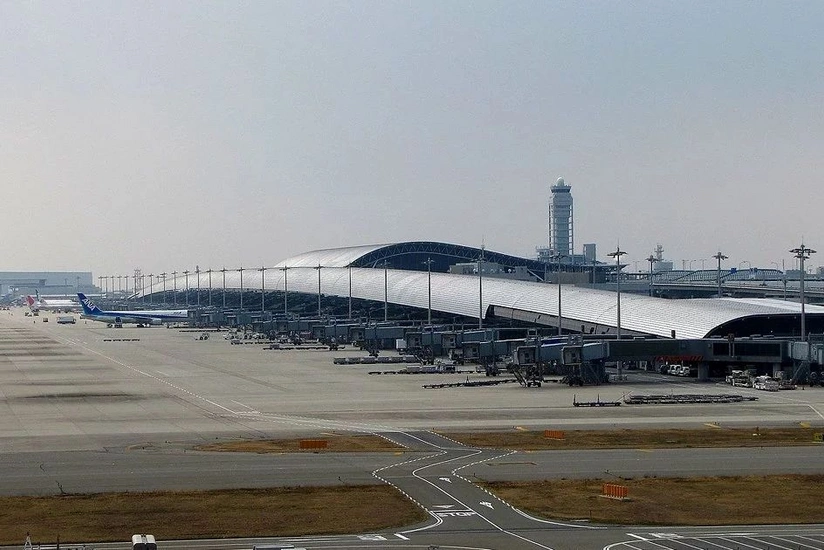Yaponiya aeroportunda insident, altı reys digər hava limanlarına yönləndirildi
