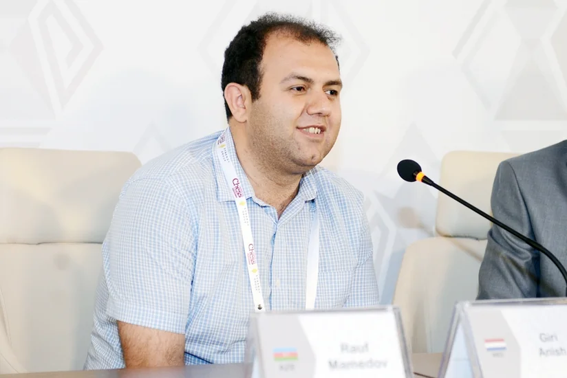 ​Rauf Məmmədov:  Zərif cinsin nümayəndələrinə qarşı mübarizə aparmaq çətindir