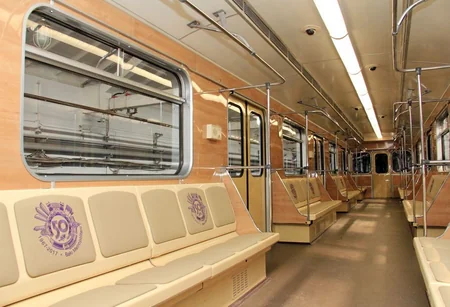 Bakı Metropoliteni xəttə ilk yubiley qatarını buraxıb - VİDEO