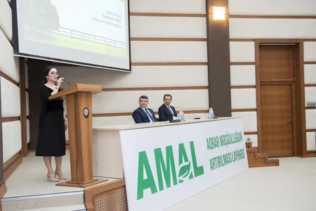 Kənd Təsərrüfatı naziri Lənkəranda AMAL-çı gənclərlə görüşüb