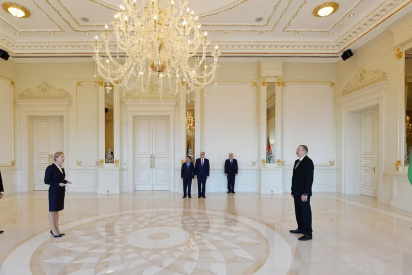 ​Prezident İlham Əliyev İsveçin və Sloveniyanın Azərbaycana yeni təyin olunan səfirlərinin etimadnaməsini qəbul edib