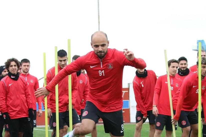 Azərbaycan millisinin futbolçusu çıxış edəcəyi çempionatın adını açıqlayıb