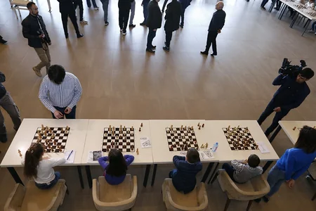 ShamkirChess 2019da iştirak edən şahmatçılar uşaqlar üçün seans keçiriblər