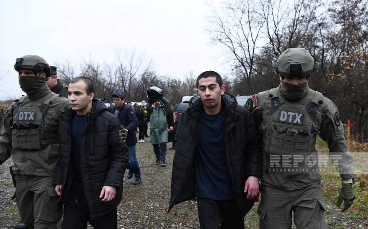Əsirlikdən azad edilən Aqşin Bəbirov və Hüseyn Axundov ailələrinə qovuşublar
