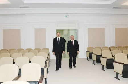 Prezident İlham Əliyev “Baytarlıq şəhərciyi”nin açılışında iştirak edib