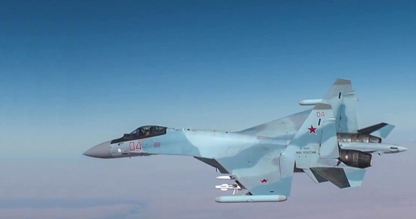 Ukrainian Intel: 2 Russian Su-30 flankers downed by AIM-9s fired from drone boats