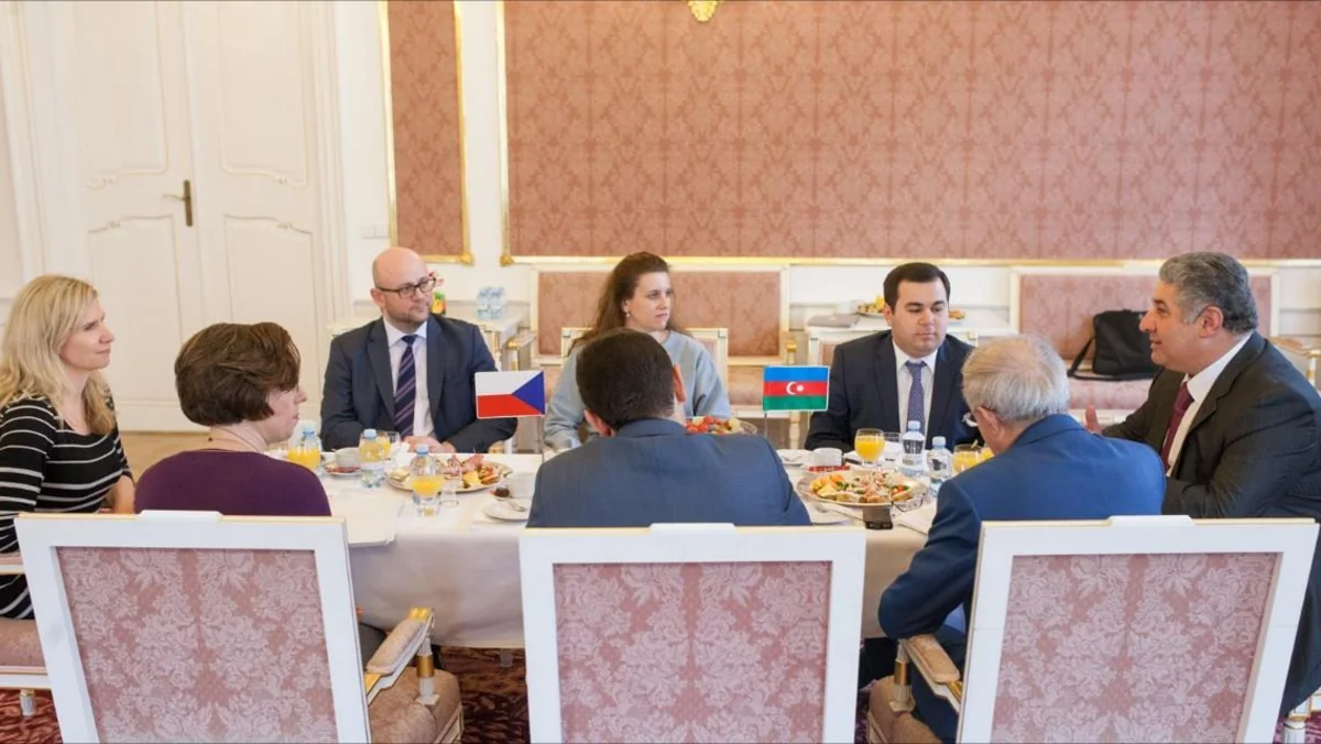 Çexiyalı nazir Azad Rəhimovu Avropa Oyunlarına görə təbrik edib