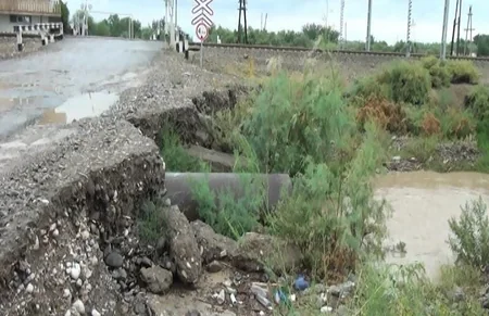 В Геранбое наводнение повредило дороги и посевные площади, 37 населенных пунктов остались без света