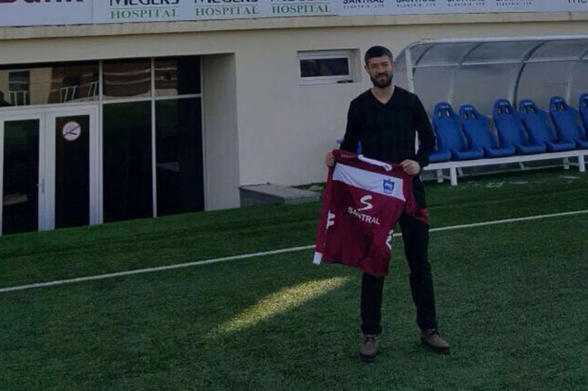 ​Zirə klubu Elvin Məmmədov transferini rəsmən açıqlayıb