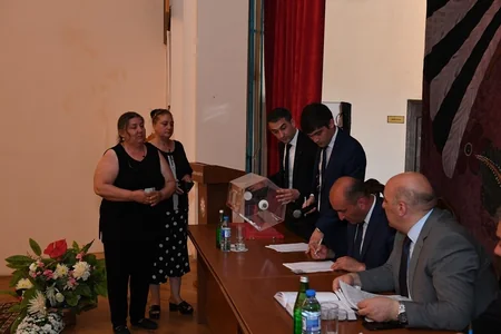 Pirallahıda salınan yeni kompleksdə məcburi köçkünlərin yerləşdirilməsinə başlanılıb